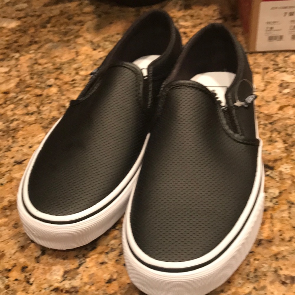 Women’s Van’s